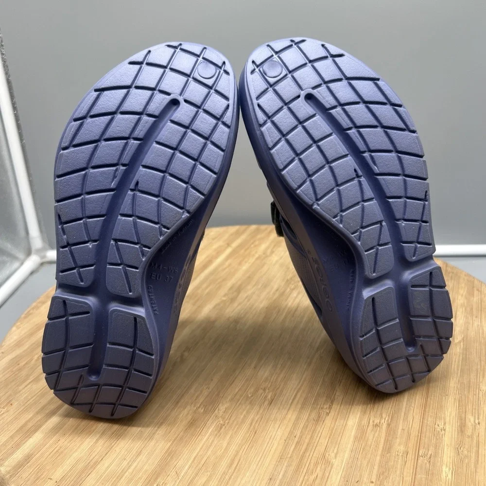 OOFOS OOcandoo Unisex Fisherman Recovery Water Drop Slip On Shoes Men 7 Women 9